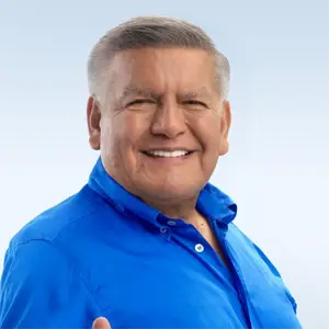 CESAR ACUÑA PERALTA