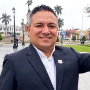 CESAR ARTURO FERNANDEZ BAZAN